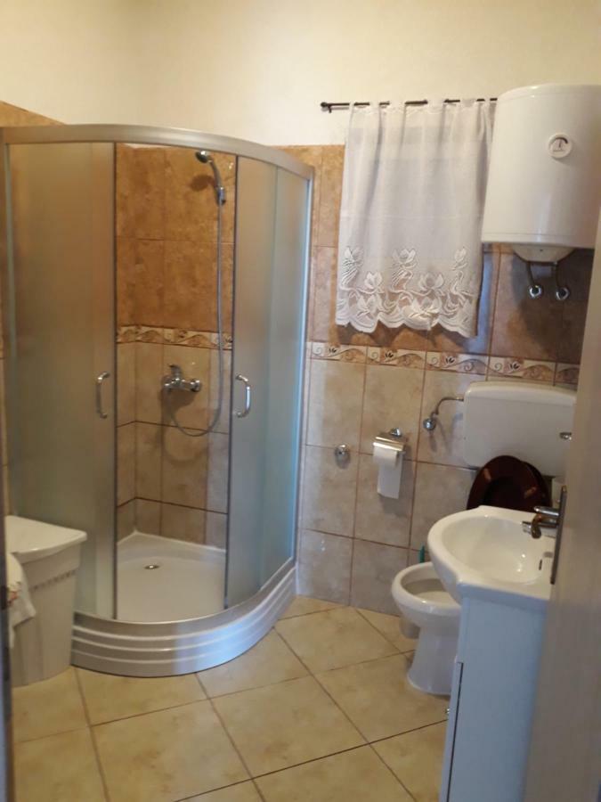 Dada Appartement Senj  Buitenkant foto