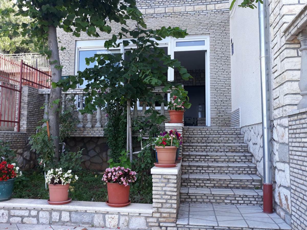 Dada Appartement Senj  Buitenkant foto