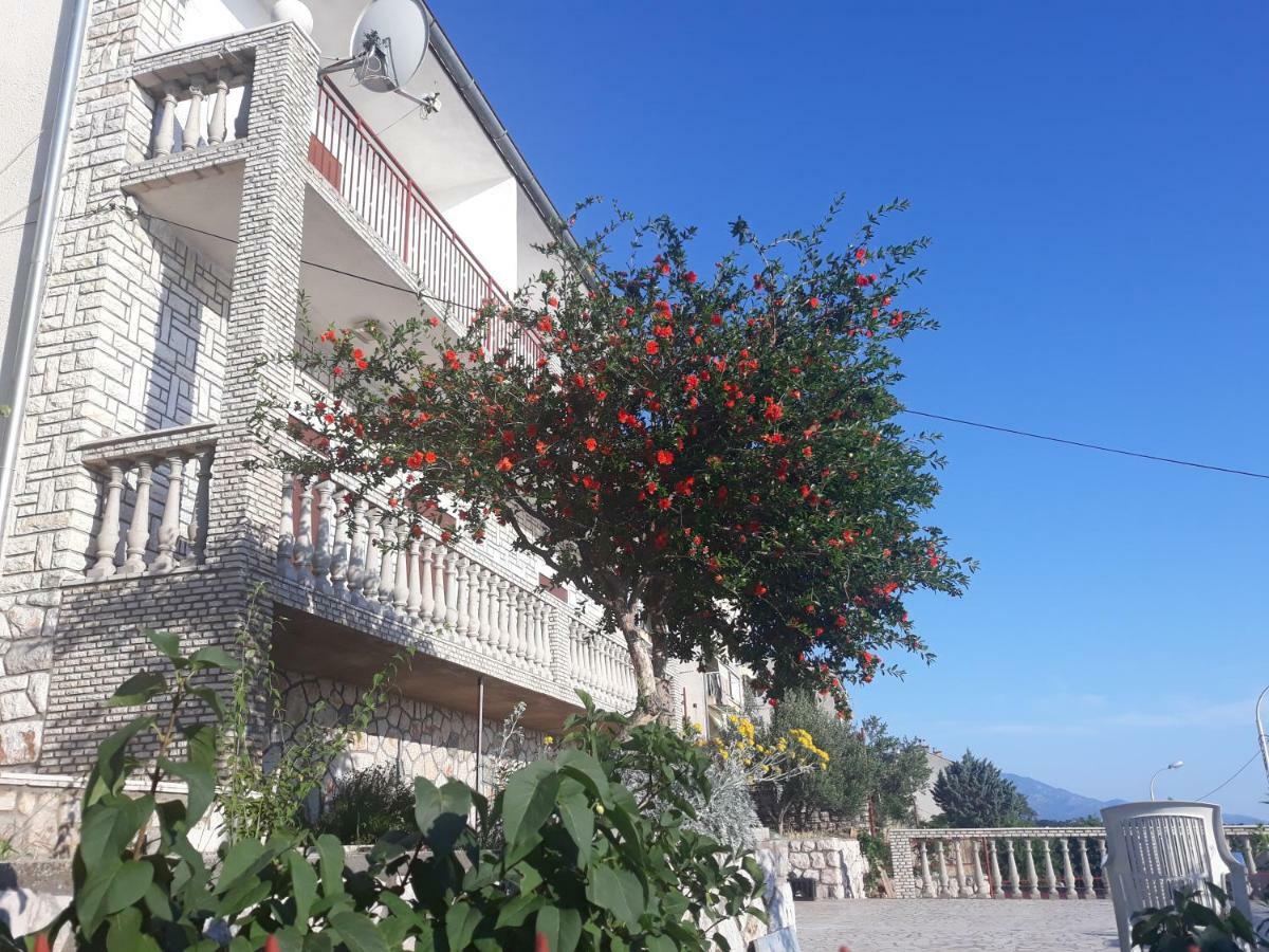 Dada Appartement Senj  Buitenkant foto